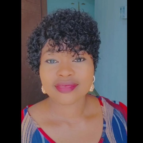 Braina short curly - Picture 2 of 4